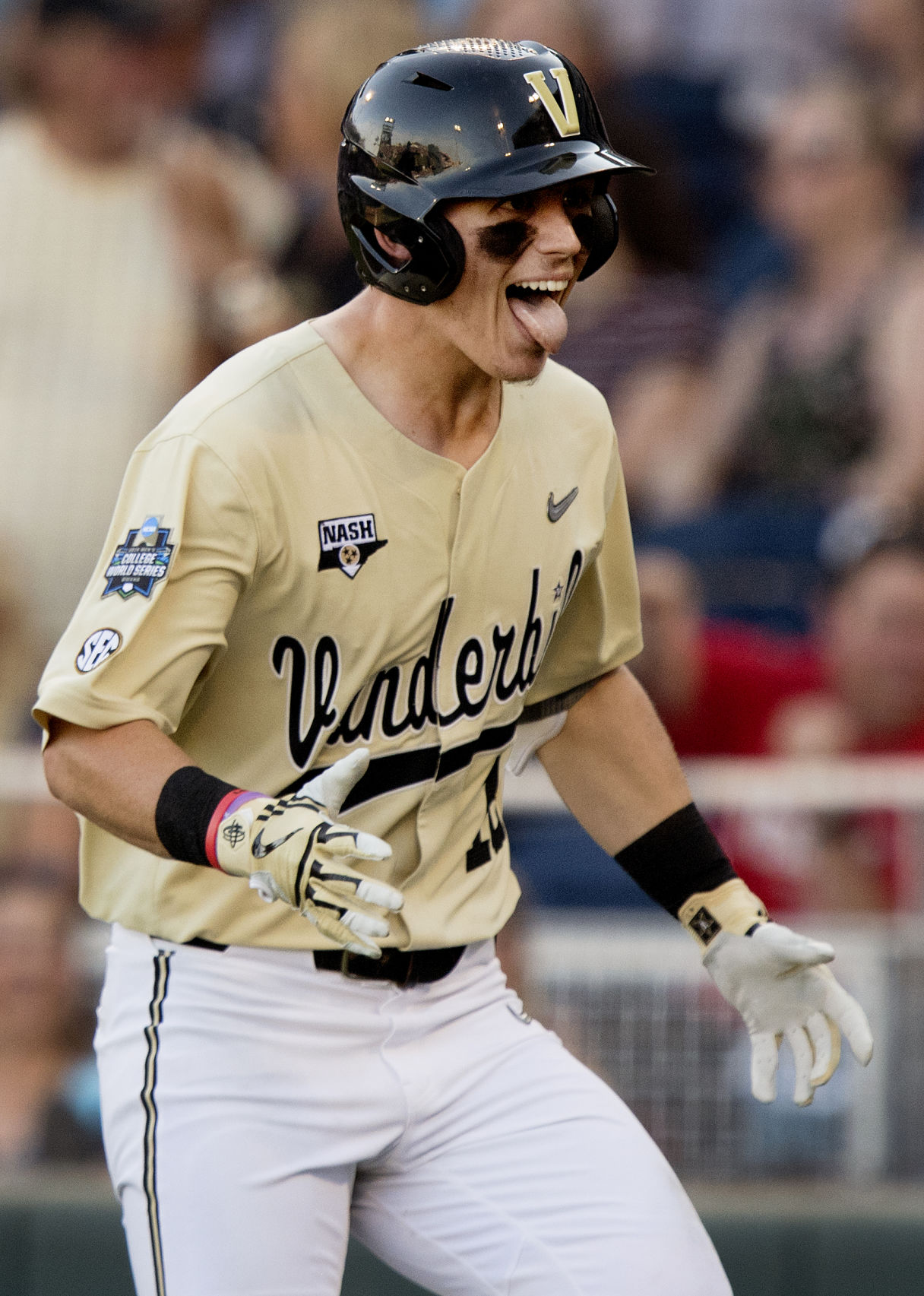 College World Series Championship, 6.26